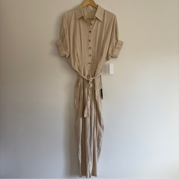 Blank NYC Linen Jumpsuit in oatmeal New With Tags Size: S - Picture 3 of 6